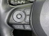 ステアリングスイッチ装備!運転しながら手元でオーディオの操作などができます。