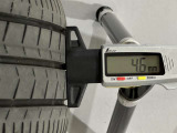 夏タイヤの残り溝は4.6mmです。スリップラインからは3.0mmとなっております。