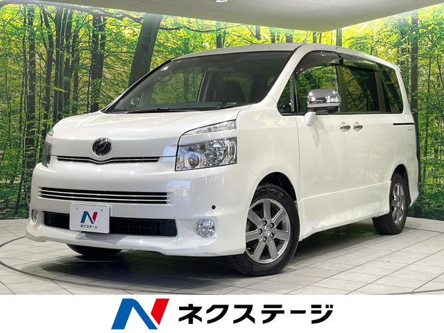 トヨタ ヴォクシー 