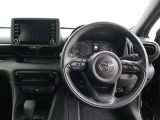 運転席から見たハンドルダッシュまわりになります。