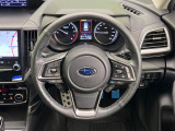 【純正革巻きステアリング】上質な革を使用することで、手にしっかり馴染みとても運転しやすいハンドルです♪