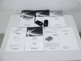 取扱説明書、メンテナンスノートが揃っています。スマートキーは、カギを取り出す手間がなく施錠開錠・エンジン始動ができる便利なキーです。