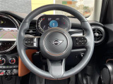 ◆LIBERALAは、輸入車選びの新たなスタイルを提案するインポート・セレクト・ブランドです。オーナー様となる方がクルマから直接感じる感性を第一にした、最良の一台との出会いをコーディネートいたします。