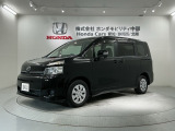全国納車可 第三者機関証明書付 1年保証 純正ナビ TV Rカメラ DVD ETC LEDライト キ-レス 盗難防止装置 AAC Wエアバッグ ドアバイザー装備のトヨタのヴォクシー X入庫