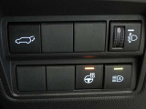 ステアリングヒーターを装備しています。