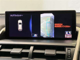 【クリアランスソナー】駐車、発進の低速走行時に障害物への接近を検知し、ブザーとディスプレイ表示でお知らせします。