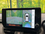 【パノラミックビューモニター】専用のカメラにより、上から見下ろしたような視点で360度クルマの周囲を確認することができます☆死角部分も確認しやすく、狭い場所での切り返しや駐車もスムーズに行えます。