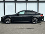 また、BMW正規認定中古車は、エマージェンシーサービスが自動付帯。24時間365日、皆様のカーライフをサポート致します。確かな安心のうえで、「駆けぬける歓び」をご堪能ください。