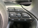 【レーダークルーズコントロール】高速道路での長距離走行が楽に!!自動で速度を保つクルーズコントロールが、衝突軽減システムと連携し、前方の車両を感知して車間を保つように速度調節してくれます!!