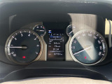 【スピードメーター】メーターがシンプルで見やすく運転しやすいですね。A