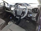 前方の見通しが良いすっきりした視界、誰でも扱いやすく運転できます。疲れにくく安心ドライブを更に快適なものにします!