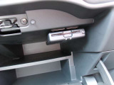 ETC車載器が付いています。ここも、あそこも、、最近はスマートインターチェンジも増えてきましたよね!最初から付いているので、お買い得^^