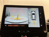 全周囲カメラ付きで車庫入れも安心ですね。