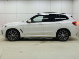 BMW・MINIの新車・中古車の販売はもちろん、下取り、買取も強化をしております。国産車での下取りなども行っておりますので、是非お問合せくださいませ。