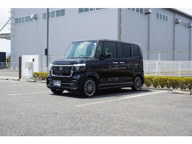 ホンダ N-BOXカスタム 