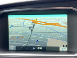 【純正ナビゲーション】CD/DVD再生、Bluetoothオーディオなど多彩なメディアに対応!ご納車時には最新の地図データへ無料更新。
