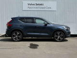 ◆サイド/流麗なプロポーションはVOLVO車の真骨頂。「美しいものと共にありたい」というオーナーの願いを満たします