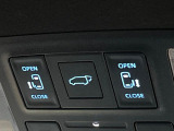 【パワーバックドア】スマートキーや運転席のボタンを押すだけでリアゲートが自動で開閉します!荷物を持っている時や、高い位置にあるバックドアを閉める際に便利な機能です♪