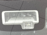 【スズキ セーフティサポート】走行中に前方の車両等を認識し、衝突しそうな時は警報とブレーキで衝突回避と被害軽減をアシスト。より安全にドライブをお楽しみいただけます。