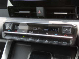オートエアコンで車内はいつでも快適です♪