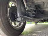 お車を安心してお乗りいただく為には、足回りの定期点検が欠かせません。サービスサポート(有償保証)では無料点検もご提供しており、安心のカーライフをお過ごしいただけるサポート体制が整っています。