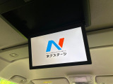 【フリップダウンモニター】大画面モニターで後席でもエンタメをお楽しみいただけます。小さなお子様にも大人気の装備です♪