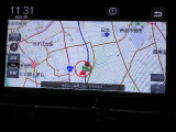 ナビゲーションももちろん装備。多彩な機能で快適ドライブをアシスト。オーディオ機能も充実していますね。