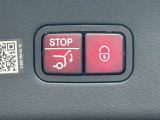 スタッフ全員が自動車保険の資格を保有しており、万が一の事故の際のサポート体制を整えております。メルセデス・ベンツ自動車保険プログラムをご用意しております。無料証券診断を行います!
