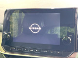 【メーカー純正ナビ】インテリアに溶け込むスタイリッシュな「専用設計」メーカーナビを装備♪視認性や操作性など基本性能にも優れ、より上質なカーライフをお楽しみいただけます。