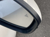 ブラインドスポットモニターがついており、後側方の車両を検知してくれます。