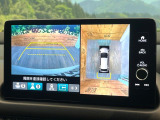 【マルチビューカメラシステム】専用のカメラにより、上から見下ろしたような視点で360度クルマの周囲を確認することができます☆死角部分も確認しやすく、狭い場所での切り返しや駐車もスムーズに行えます。