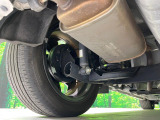 お車を安心してお乗りいただく為には、足回りの定期点検が欠かせません。サービスサポート(有償保証)では無料点検もご提供しており、安心のカーライフをお過ごしいただけるサポート体制が整っています。