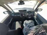 届出済み未使用車のため、車両込みの金額の為(諸費用込み)、支払い総額から必要な分だけ+でかかります。(カタログはネットでも閲覧可)それを踏まえたうえで問い合わせお願い致します。TELL:0175-28-2821