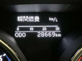全車種、走行距離無制限の1年間無料保証付き!全国5000ヶ所に及ぶトヨタサービス店舗の安心ネットワーク!※3年先まで延長可能なロングラン保証&alpha;もご用意してます(有料)。