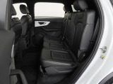 ご納車後は最寄のアウディ正規ディーラーで点検整備や保証修理が受けられます。