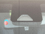 【トヨタセーフティセンス】走行中に前方の車両等を認識し、衝突しそうな時は警報とブレーキで衝突回避と被害軽減をアシスト。より安全にドライブをお楽しみいただけます。