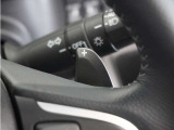 ◆パドルシフト◆オートマチック車でもミッション車のようなフィーリングを楽しめます。エンジンブレーキを使いたい時にも役立ちます。