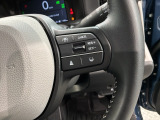 クルーズコントロールを装備しています。高速道路などで一定の速度で走ってくれるので運転が楽ですよ!速度を設定できますので、スピードの出しすぎにも注意できます。