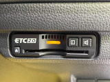 【ETC】高速道路の料金所をストレスなく通過!話題のスポットやサービスエリアに多い「スマートIC」利用時は必須のアイテムです。当店でセットアップを実施、ご納車当日からすぐにご利用いただけます!
