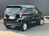 納車前に点検整備をさせていただきます。もちろん全車走行距離無制限のワイド保証付きですので安心してお乗りいただけます。