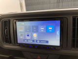 ブルートゥースに接続することにより、スマホに入ったお気に入りの音楽を車内で楽しむことができます♪あると本当に便利な機能になっています!