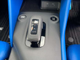 電気自動車の様な 電制タイプのシフトセレクター 見た目もスマートです