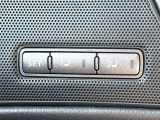 【メモリー機能付きパワーシート】ドライバーごとに設定したシート位置を記憶して、ボタン一つで切り替えできる便利な機能!運転する方が複数名いらっしゃるご家庭におすすめです♪