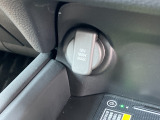 当店は仕上げ業者と提携して、車両の仕上げを行っております。磨き、ルームクリーニング、ヘッドライト磨き、を一貫して行っております。
