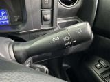 【オートライト】車外の明るさに応じて自動的にライトの点灯・消灯をしてくれます