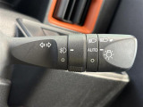 【オートライト(AUTO)】外の明るさをシステムが感知して、自動でヘッドライトが点灯します!ヘッドライトをつけ忘れを防ぐ便利機能です。