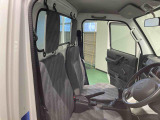 ご覧いただきありがとうございます!安心保証付きの展示車を多数揃えておりますのでお気軽にお尋ねください。