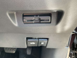 ビルトインタイプのETCです。スッキリしていますね。納車時にはセットアップいたしますので、すぐにお使いいただけます。