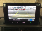 駐車が苦手な方でも安心なバックカメラつき。
