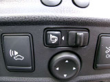 ドアミラーの鏡面の調節、格納は運転席からすべて操作できます!